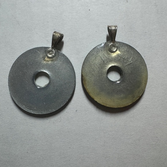 2 handcrafted washer pendants - Picture 4 of 4